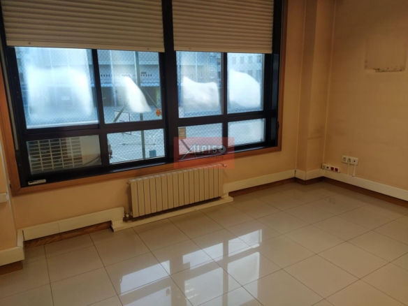 Oficina en Ourense
