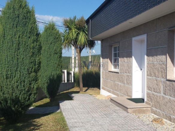 Casa en Toén