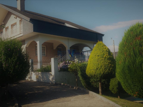 Casa en Toén