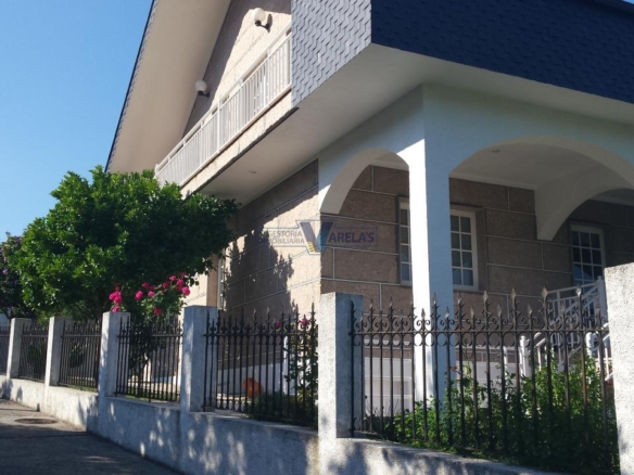 Casa en Toén