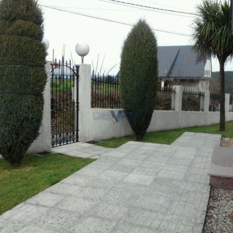 Casa en Toén