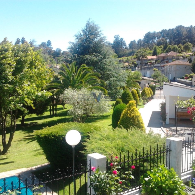 Casa en Toén