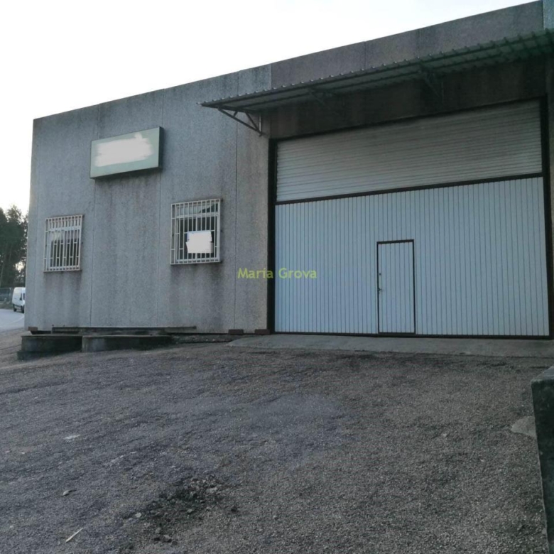Nave Industrial en Mos