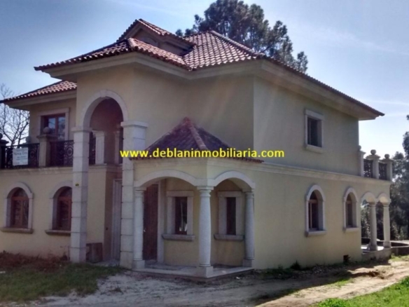 SE VENDE ESPECTACULAR CASA DE 478m2 EN SALVATIERRA