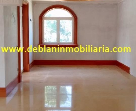 SE VENDE ESPECTACULAR CASA DE 478m2 EN SALVATIERRA
