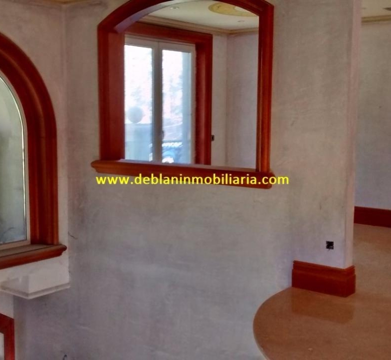SE VENDE ESPECTACULAR CASA DE 478m2 EN SALVATIERRA