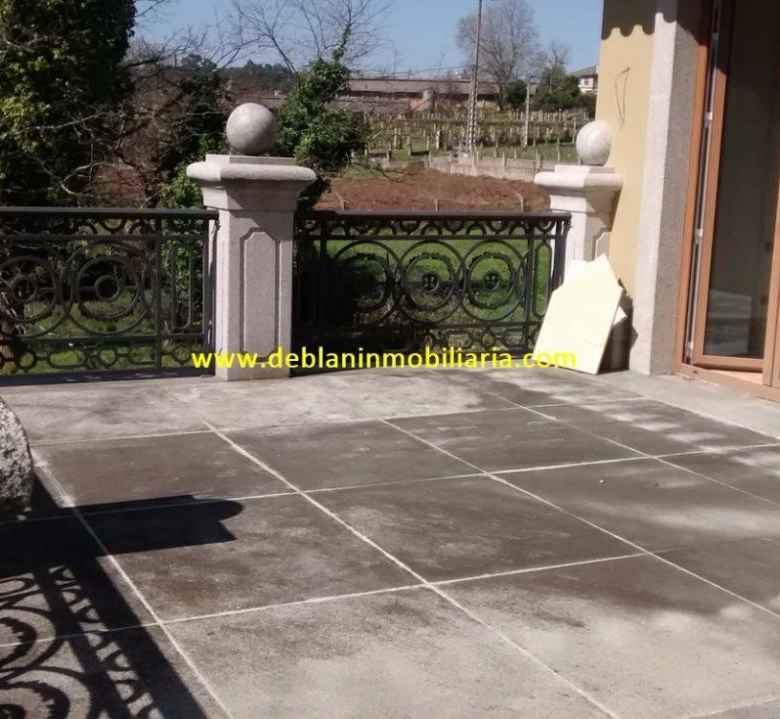 SE VENDE ESPECTACULAR CASA DE 478m2 EN SALVATIERRA