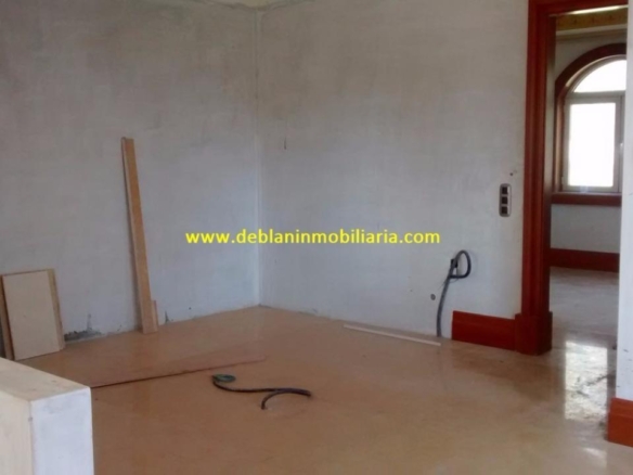 SE VENDE ESPECTACULAR CASA DE 478m2 EN SALVATIERRA