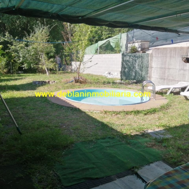 SE VENDE PROPIEDAD CON 2 VIVIENDAS EN TOMIÑO
