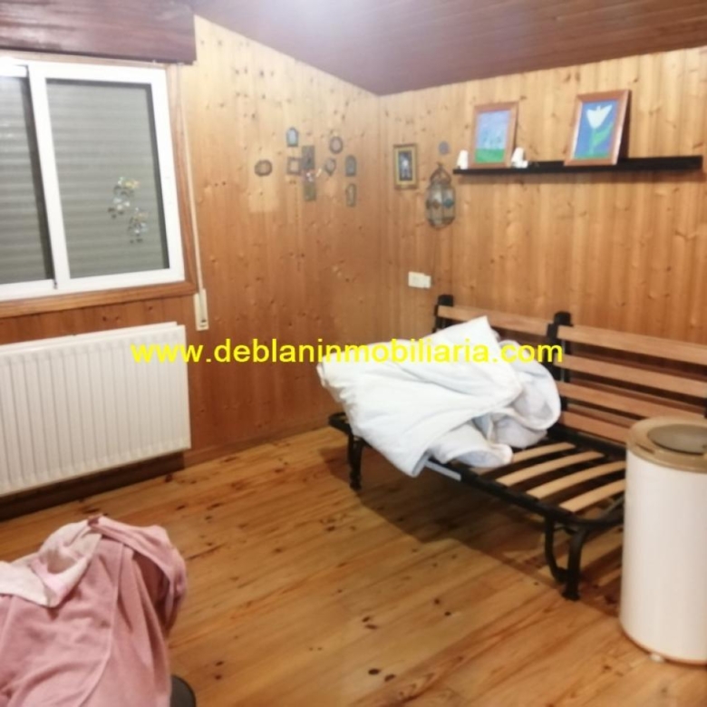 SE VENDE PROPIEDAD CON 2 VIVIENDAS EN TOMIÑO