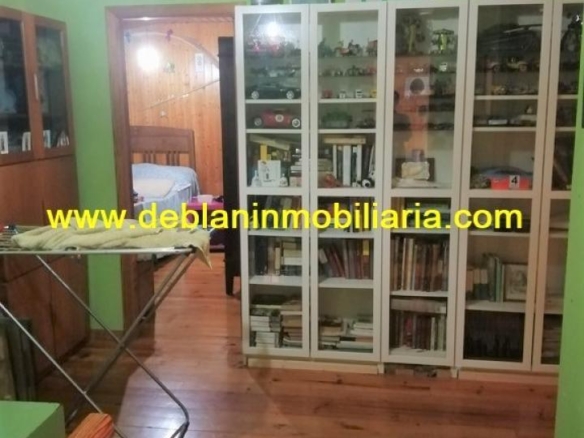 SE VENDE PROPIEDAD CON 2 VIVIENDAS EN TOMIÑO