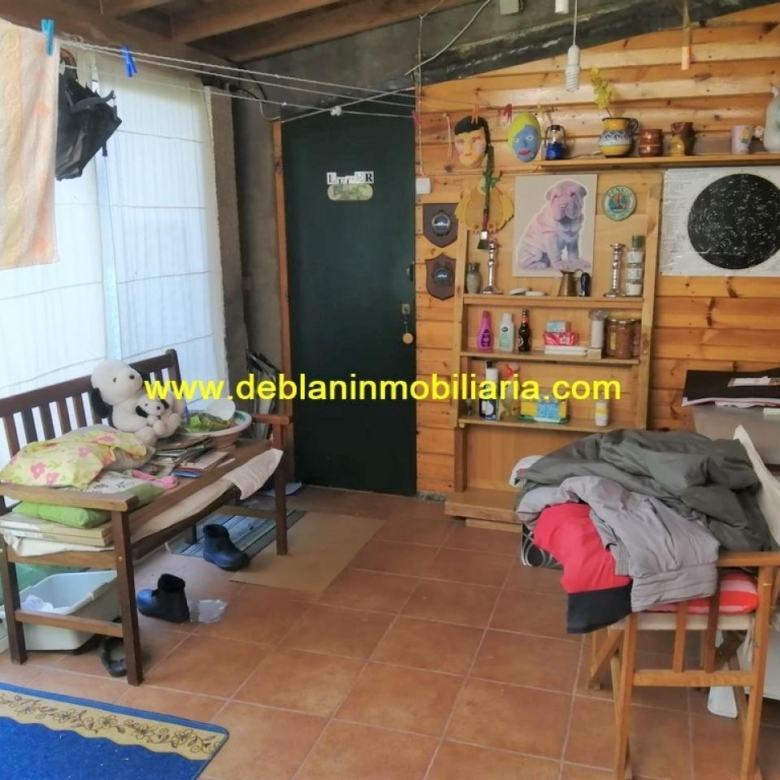 SE VENDE PROPIEDAD CON 2 VIVIENDAS EN TOMIÑO