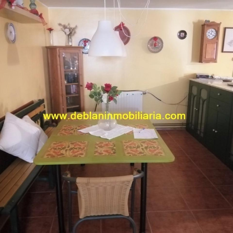 SE VENDE PROPIEDAD CON 2 VIVIENDAS EN TOMIÑO