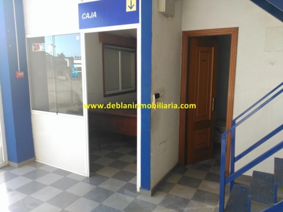 SE ALQUILA LOCAL COMERCIAL DE 750 M2