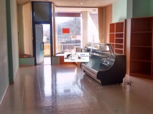 SE ALQUILA LOCAL COMERCIAL EN GOIAN SIN TRASPASO