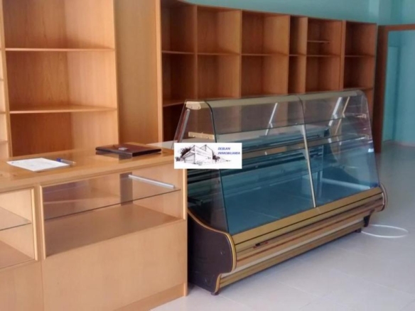 SE ALQUILA LOCAL COMERCIAL EN GOIAN SIN TRASPASO