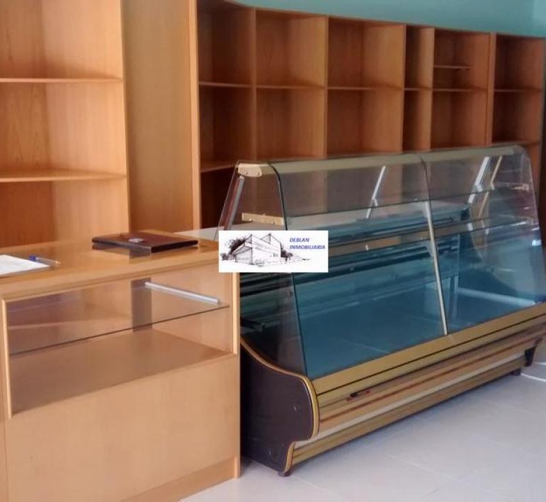SE ALQUILA LOCAL COMERCIAL EN GOIAN SIN TRASPASO