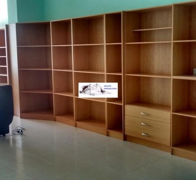 SE ALQUILA LOCAL COMERCIAL EN GOIAN SIN TRASPASO