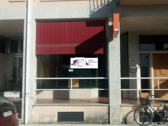 SE ALQUILA LOCAL COMERCIAL EN GOIAN SIN TRASPASO