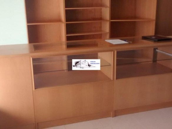 SE ALQUILA LOCAL COMERCIAL EN GOIAN SIN TRASPASO