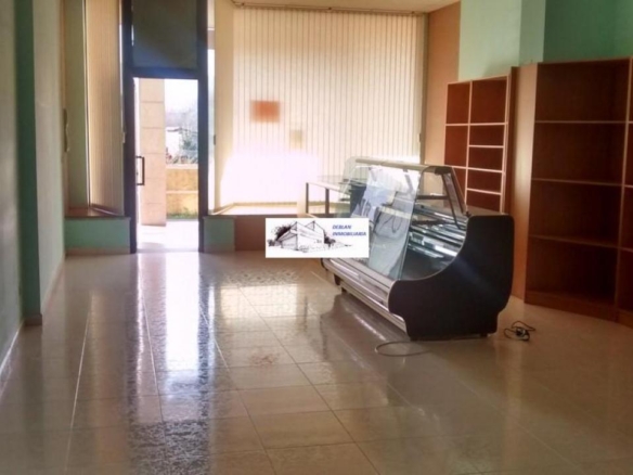 SE ALQUILA LOCAL COMERCIAL EN GOIAN SIN TRASPASO