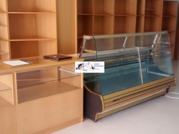 SE ALQUILA LOCAL COMERCIAL EN GOIAN SIN TRASPASO