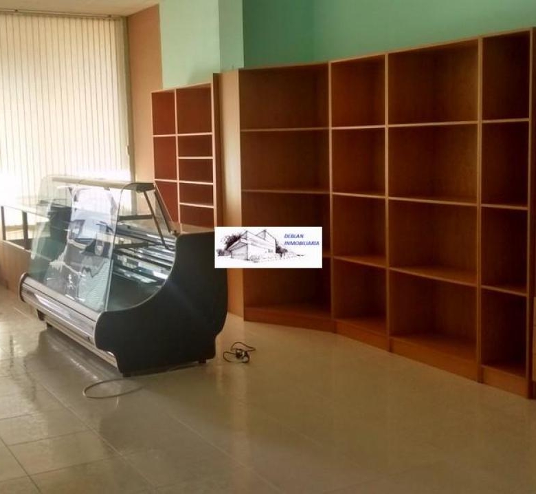SE ALQUILA LOCAL COMERCIAL EN GOIAN SIN TRASPASO
