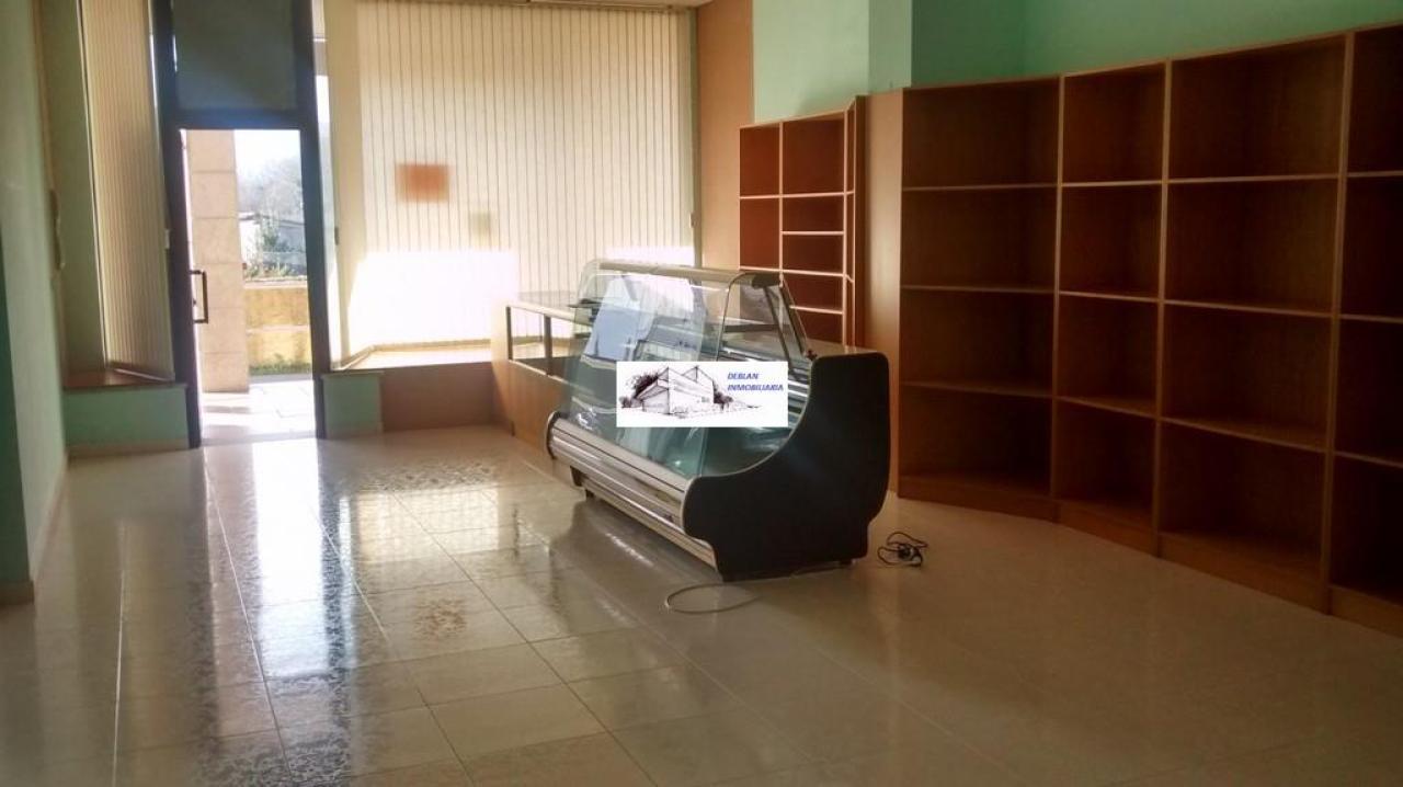 165355562700021438_16529555424 SE ALQUILA LOCAL COMERCIAL EN GOIAN SIN TRASPASO