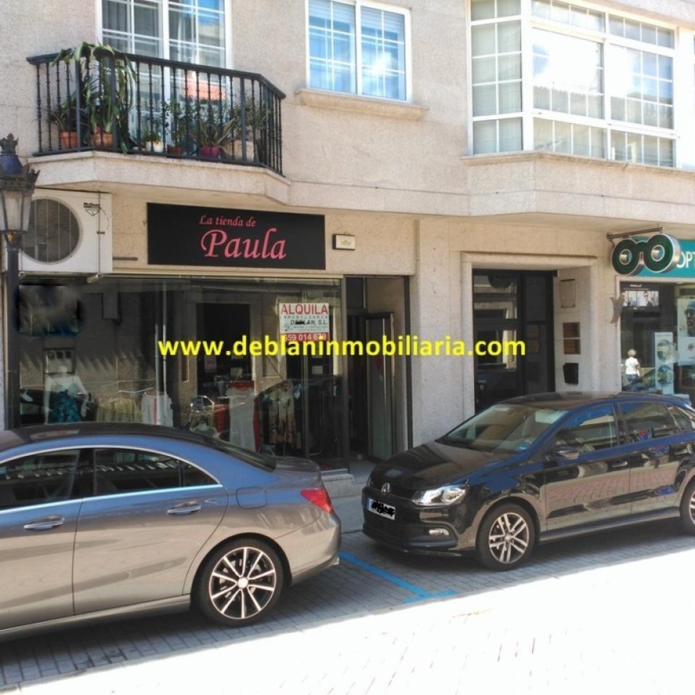 SE ALQUILA AMPLIO LOCAL CENTRICO Y ACONDICIONADO EN TUI