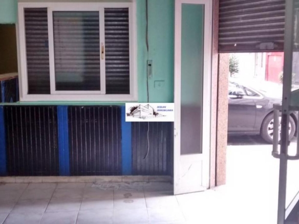 SE ALQUILA LOCAL COMERCIAL CENTRICO EN CANGAS