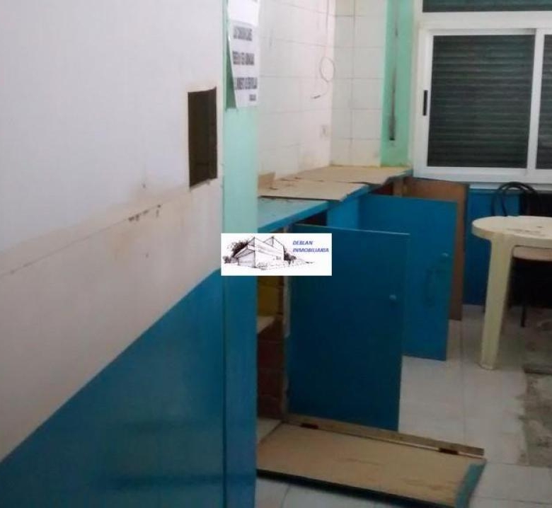 SE ALQUILA LOCAL COMERCIAL CENTRICO EN CANGAS