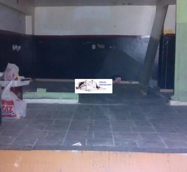 SE ALQUILA LOCAL COMERCIAL CENTRICO EN CANGAS