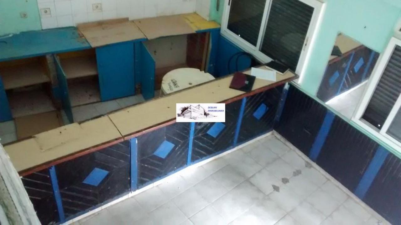 165355567300021443_16529489108 SE ALQUILA LOCAL COMERCIAL CENTRICO EN CANGAS