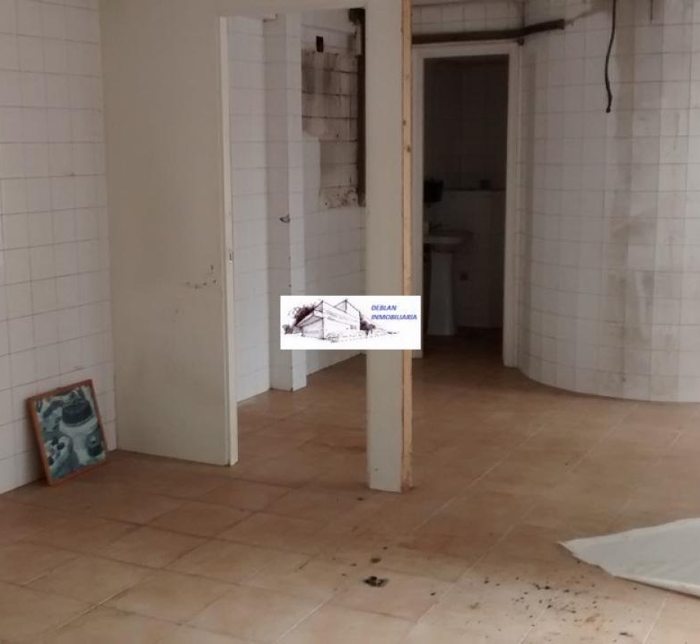 SE ALQUILA LOCAL COMERCIAL CENTRICO EN TUI