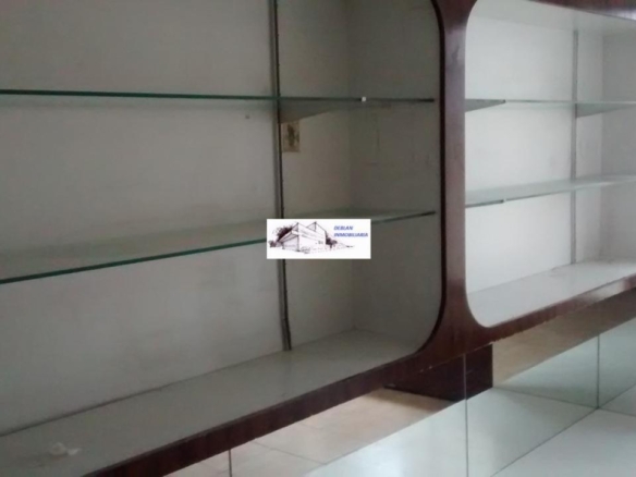SE ALQUILA LOCAL COMERCIAL CENTRICO EN TUI