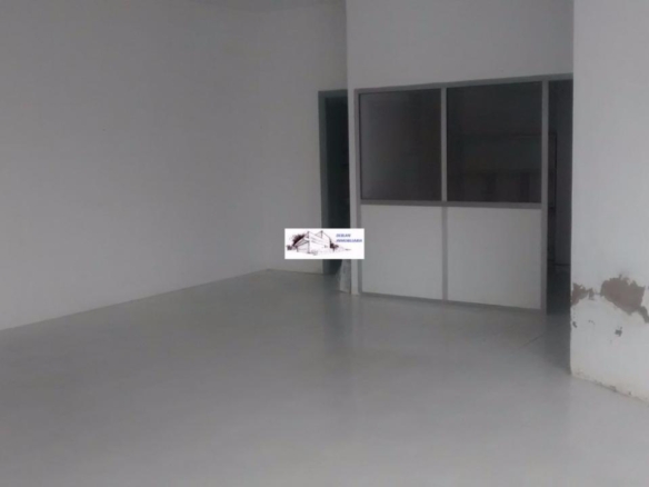 SE ALQUILA LOCAL COMERCIAL EN CANGAS