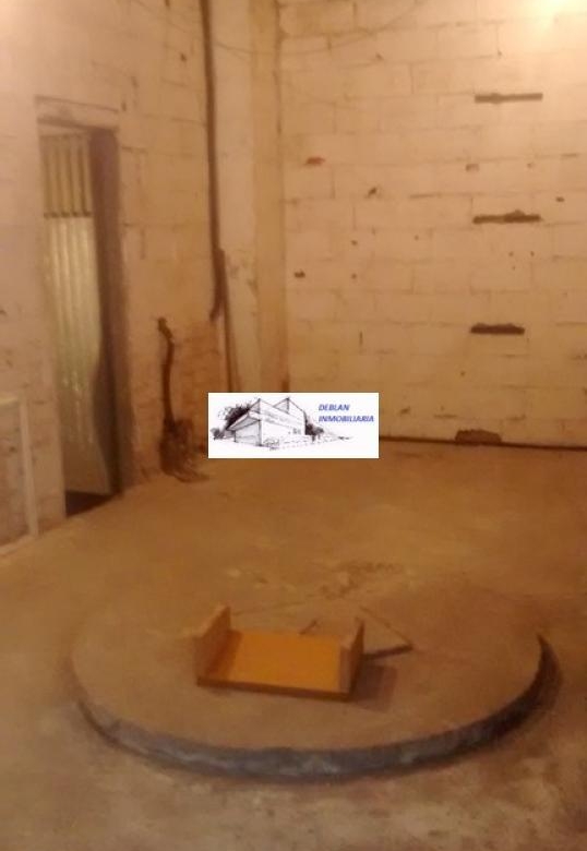 SE ALQUILA LOCAL COMERCIAL EN CANGAS