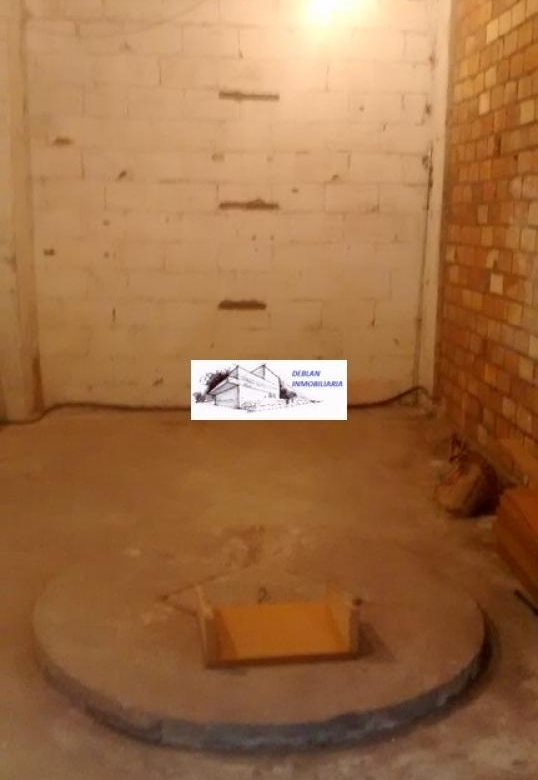 SE ALQUILA LOCAL COMERCIAL EN CANGAS