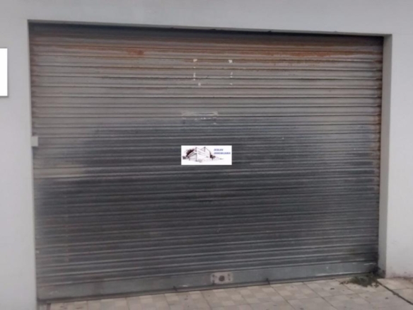 SE ALQUILA LOCAL COMERCIAL EN CANGAS