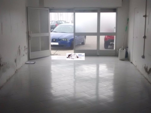 SE ALQUILA LOCAL COMERCIAL EN CANGAS