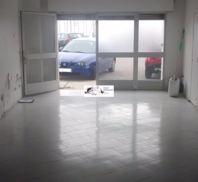 SE ALQUILA LOCAL COMERCIAL EN CANGAS