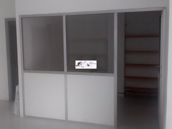 SE ALQUILA LOCAL COMERCIAL EN CANGAS