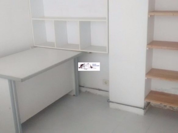 SE ALQUILA LOCAL COMERCIAL EN CANGAS