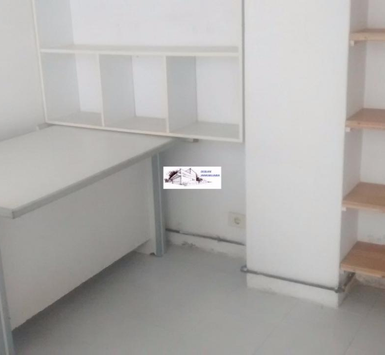 SE ALQUILA LOCAL COMERCIAL EN CANGAS