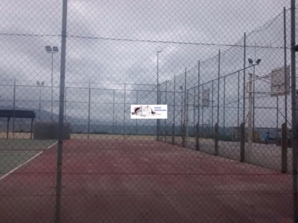SE ALQUILA LOCAL COMERCIAL EN CANGAS