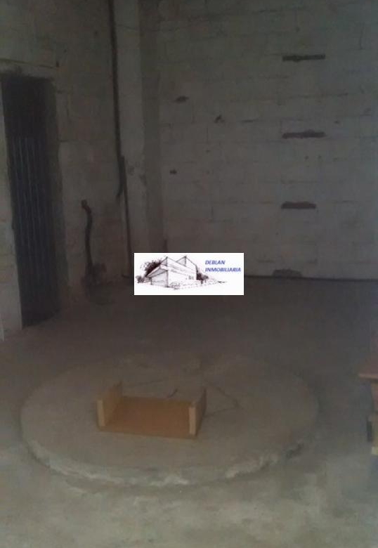 SE ALQUILA LOCAL COMERCIAL EN CANGAS