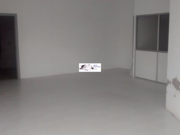 SE ALQUILA LOCAL COMERCIAL EN CANGAS