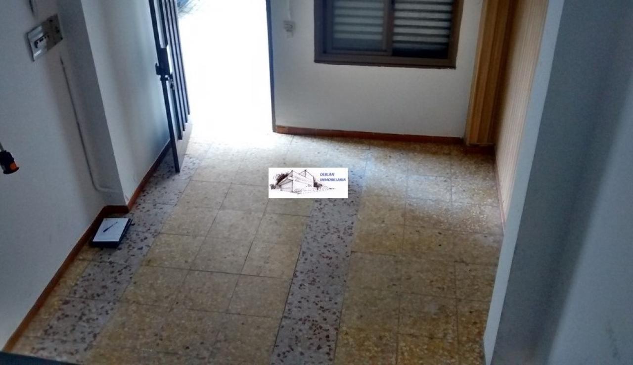 165355587500021460_16529476891 SE ALQUILA LOCAL COMERCIAL/OFICINAS EN CANGAS