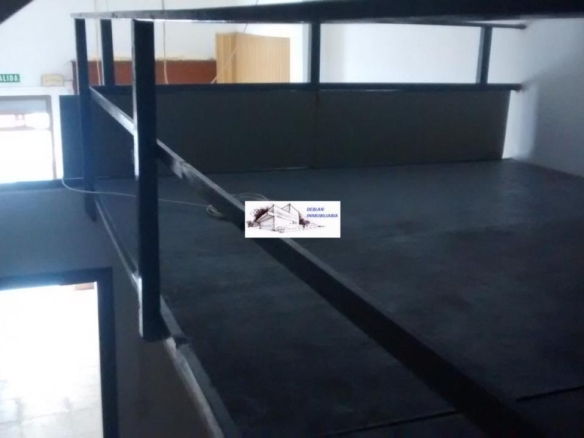 SE ALQUILA LOCAL COMERCIAL/OFICINAS EN CANGAS