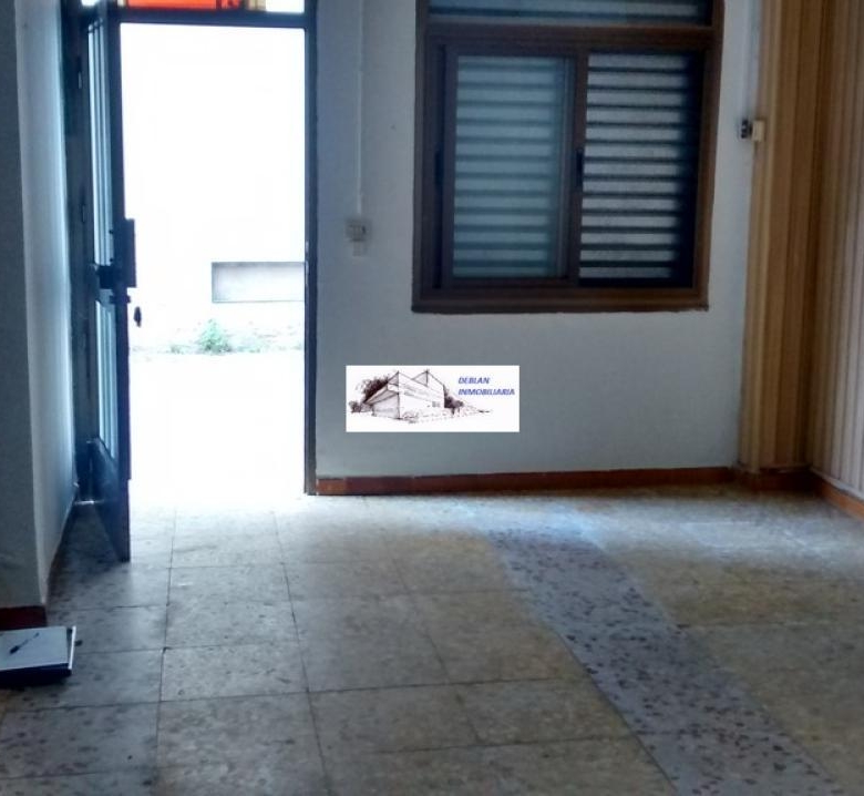 SE ALQUILA LOCAL COMERCIAL/OFICINAS EN CANGAS